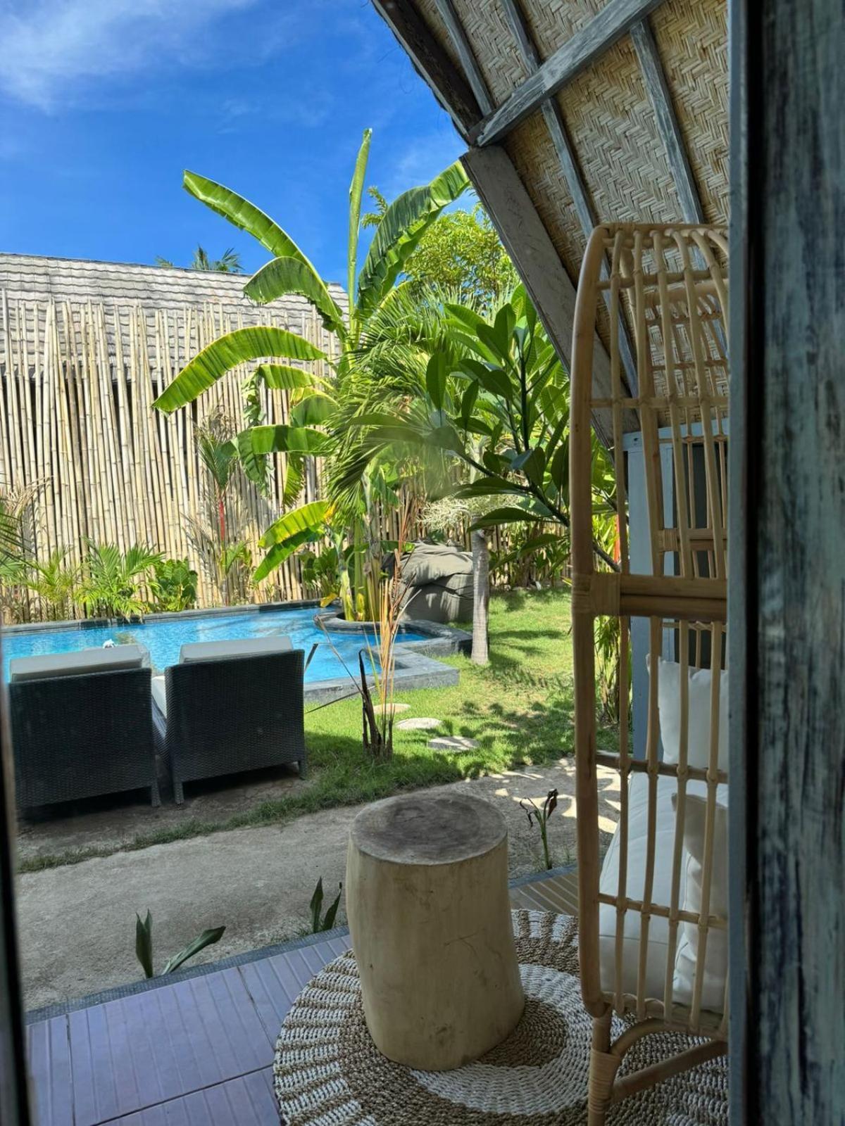 Capacabana Gili Apartment Gili Air Exterior foto